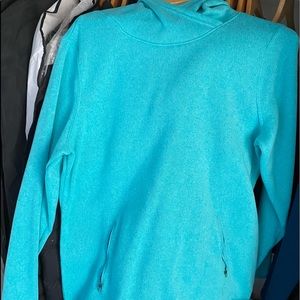 XL Old Navy sweater